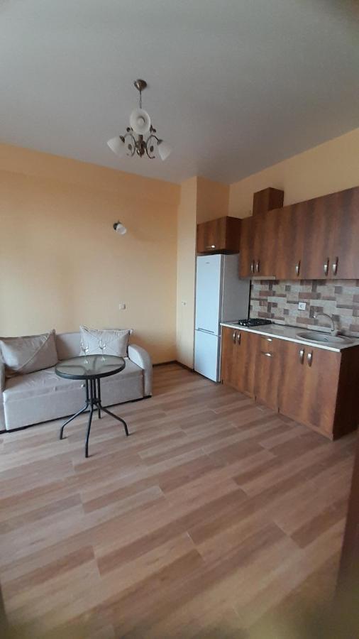 Flat Apartment Tbilisi Bagian luar foto