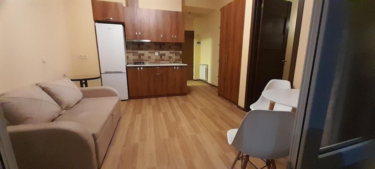 Flat Apartment Tbilisi Bagian luar foto
